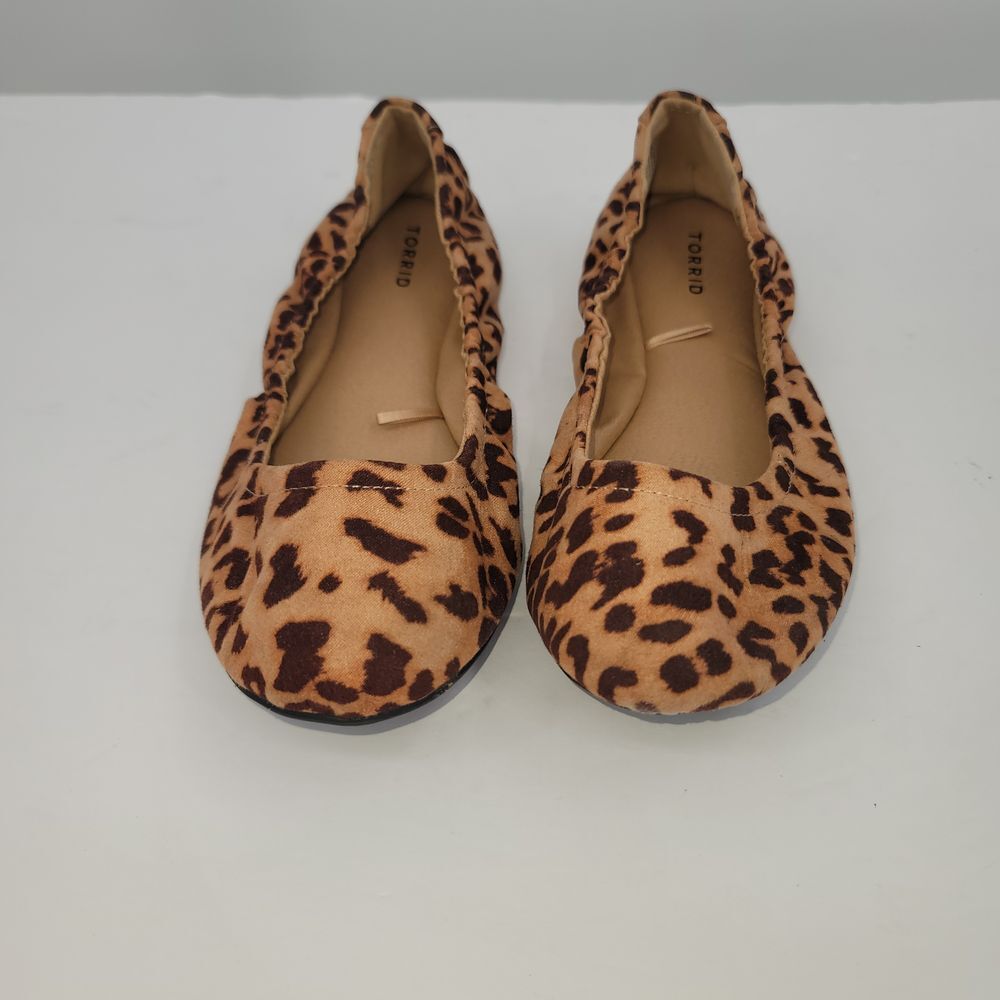 Torrid Scrunch Ballet Flats Sz 8 W Animal Print Leopard Preppy Ballerina Shoes